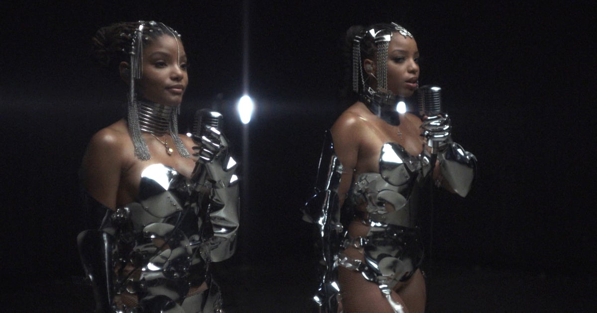 Chloe x Halle's VMAs Performance of "Ungodly Hour" Is Just Too Entrancing — You Have to Watch It