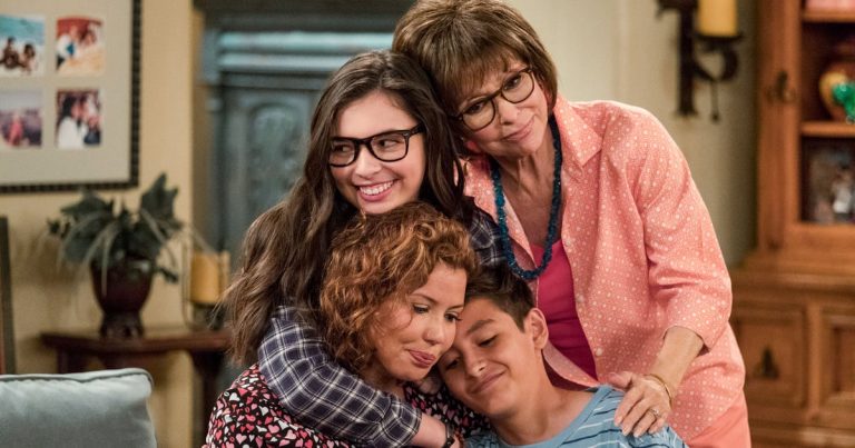 11 Groundbreaking TV Series That Take a Closer Look at Immigrant Life ...