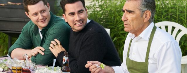 6 Heartfelt Schitt’s Creek Episodes That Can Help You Through the Holidays