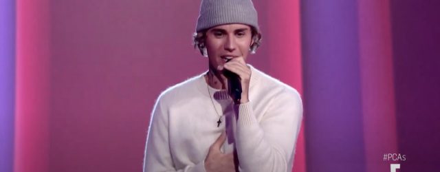 Justin Bieber Put His Emotions on Display During His People's Choice Awards Performance
