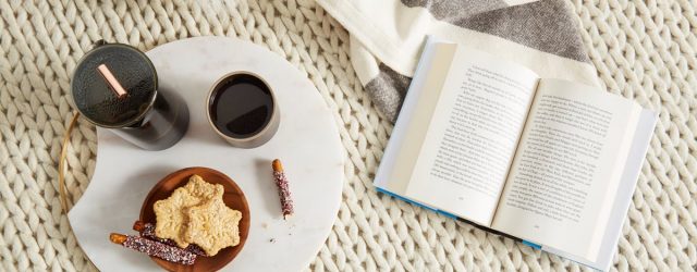 25 Books That Make For the Perfect Gift This Holiday Season