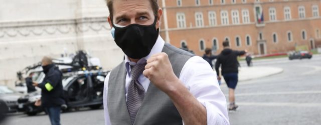 There's a Reason People Are Applauding Tom Cruise's COVID-19 Meltdown