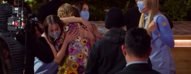 Find Best Friends Who Will Support You Like Haim Did For Taylor Swift at the Grammys