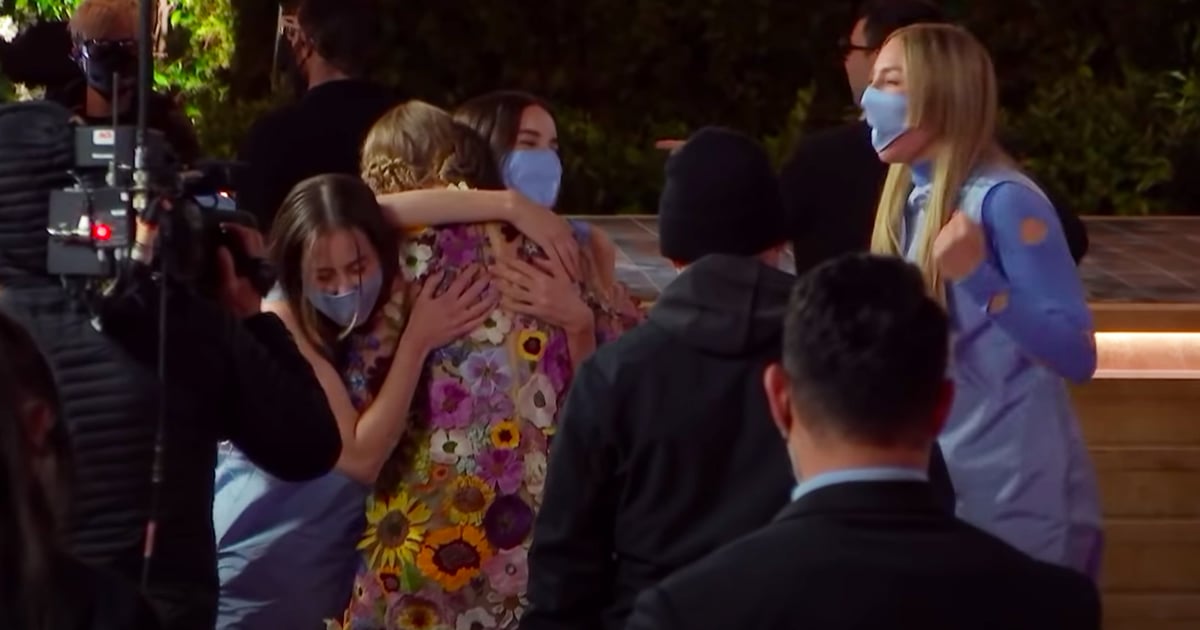 Find Best Friends Who Will Support You Like Haim Did For Taylor Swift at the Grammys